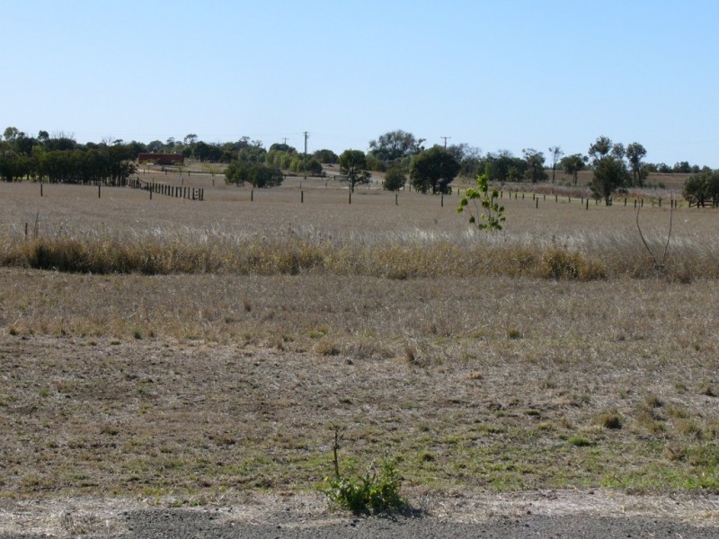 1 Gilbert Drive, Taroom QLD 4420