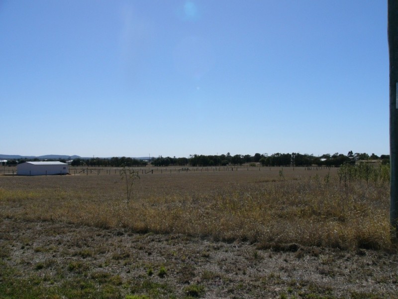 1 Gilbert Drive, Taroom QLD 4420