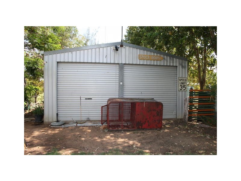 8 ROSE STREET, Blackall QLD 4472