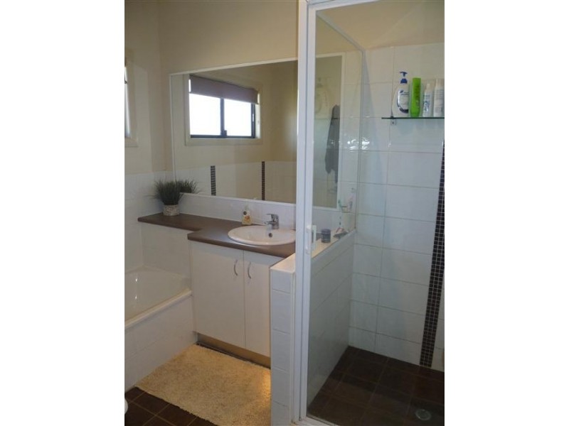 13 Baker-Finch Crescent, Roma QLD 4455