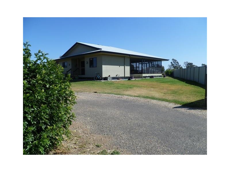 13 Baker-Finch Crescent, Roma QLD 4455