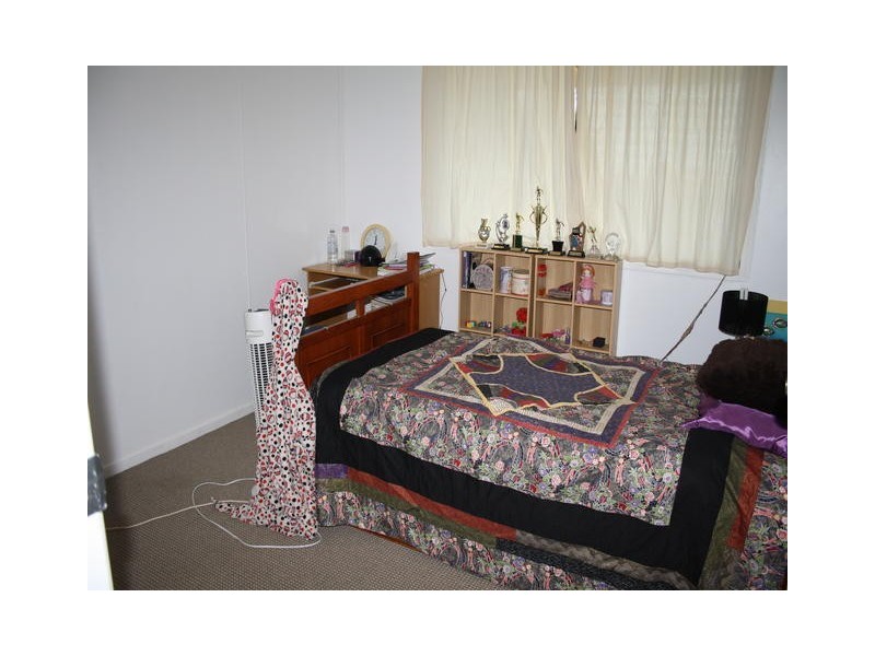 22 BEDFORD STREET, Blackall QLD 4472