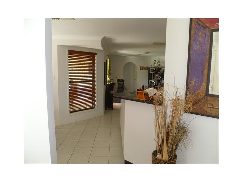 124 BOWEN ST, Roma QLD 4455