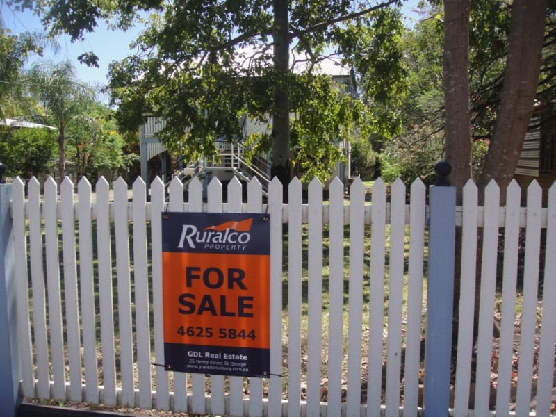55 Victoria Street, St George QLD 4487