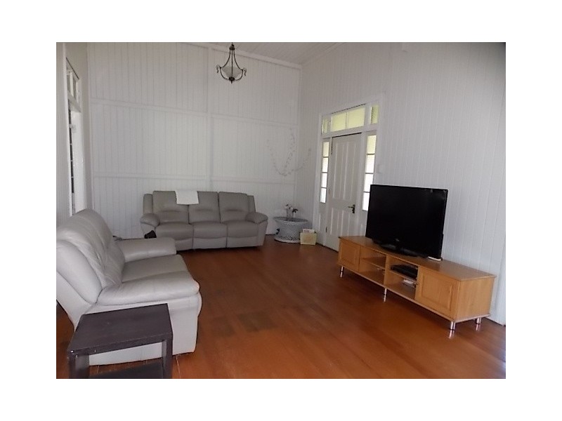 54 SHAMROCK STREET, Blackall QLD 4472