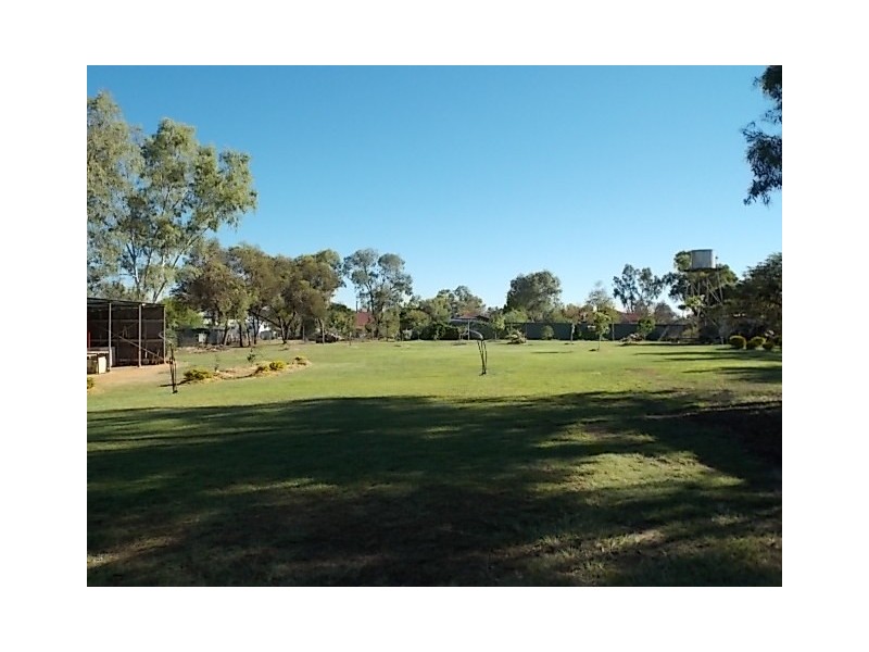 54 SHAMROCK STREET, Blackall QLD 4472