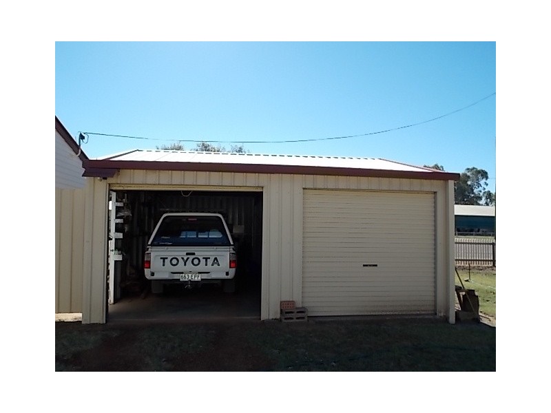 2 ST ALBANS STREET, Blackall QLD 4472