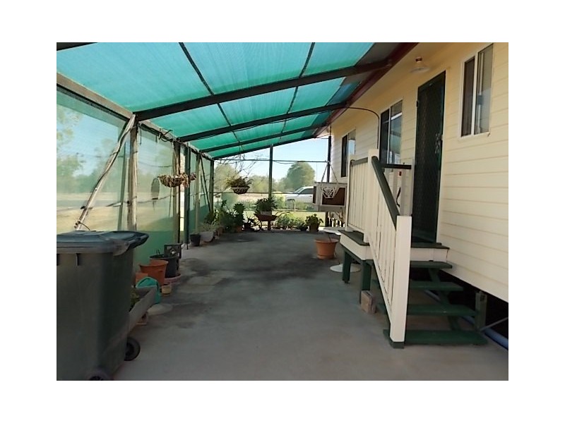 2 ST ALBANS STREET, Blackall QLD 4472