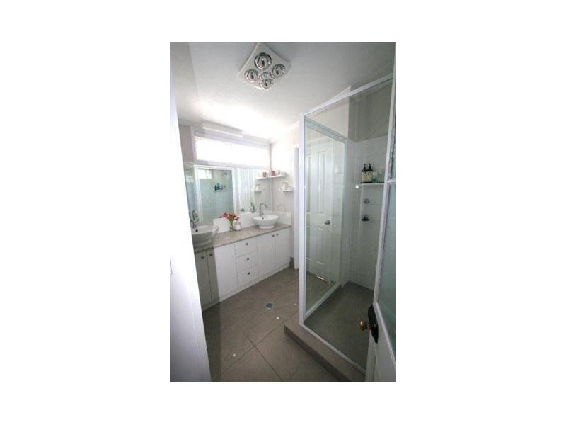 5 FERRIER ST, Roma QLD 4455