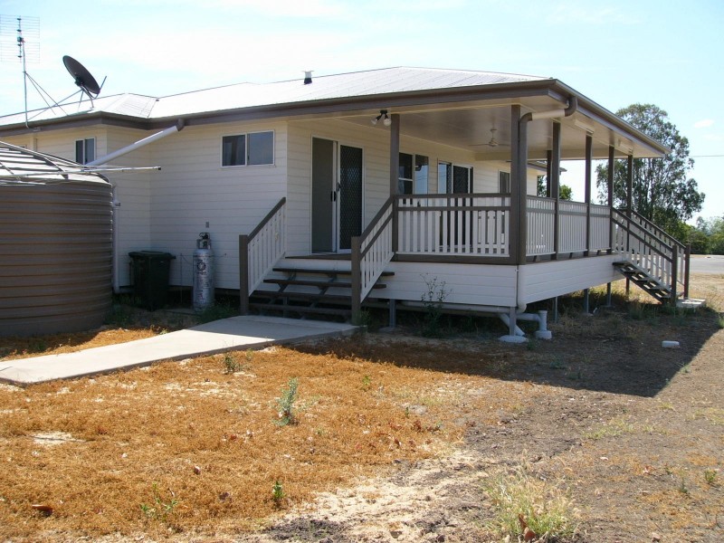 14 Bonner Street, Taroom QLD 4420