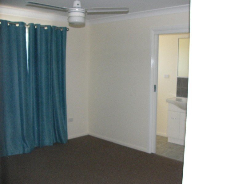 14 Bonner Street, Taroom QLD 4420