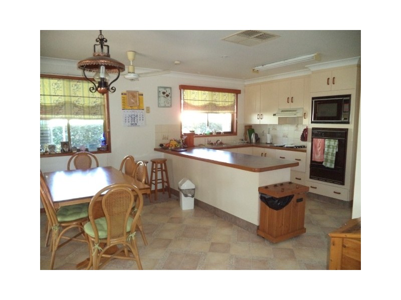 87 Edith Street, Miles QLD 4415