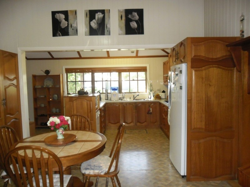 64 MARIAN STREET, Miles QLD 4415