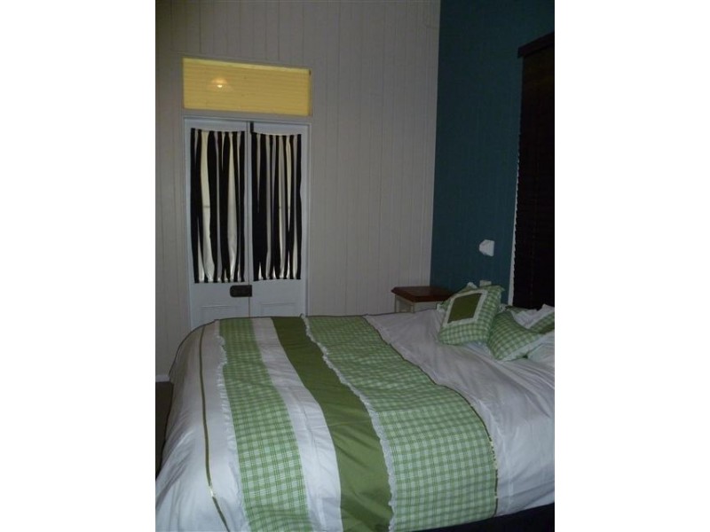 50 BUNGEWOGORAI RD, Roma QLD 4455