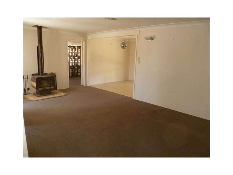 33-37 EDWARDES ST, Roma QLD 4455