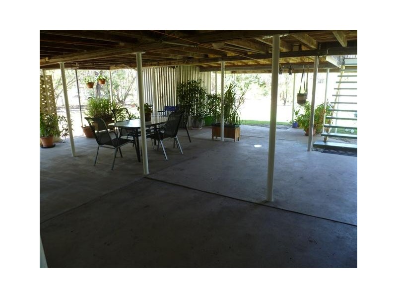 41 Northern Road, Roma QLD 4455