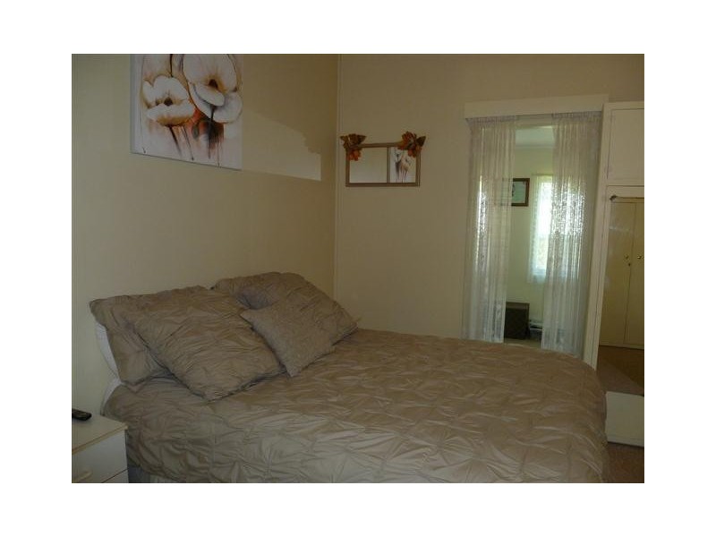 41 Northern Road, Roma QLD 4455