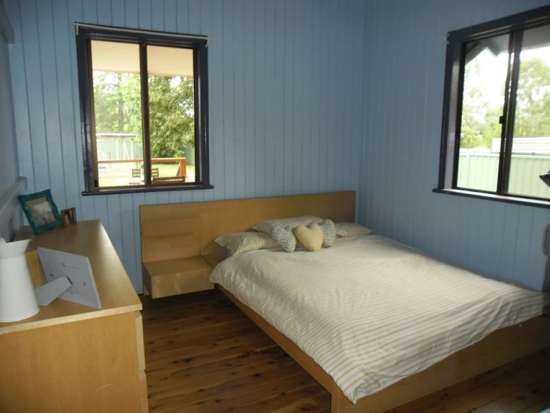 6 EDITH ST, Miles QLD 4415