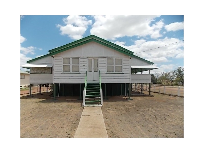 39 THISTLE STREET, Blackall QLD 4472