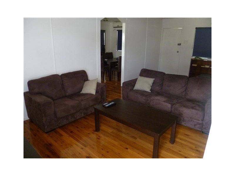 4 Eva Street, Roma QLD 4455