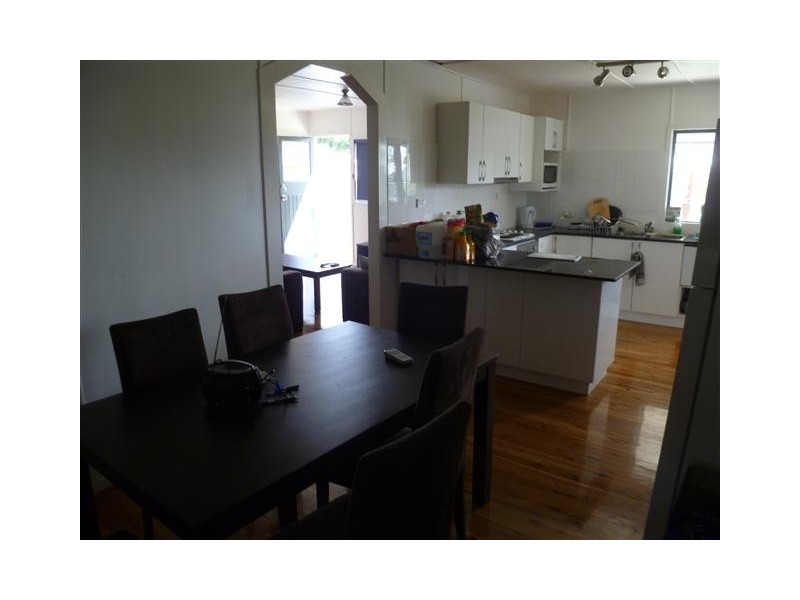 4 Eva Street, Roma QLD 4455