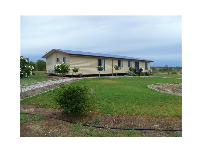 151 WAROOBY LANE, Roma QLD 4455