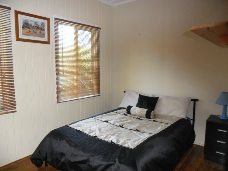 23 Eleanor Street, Miles QLD 4415