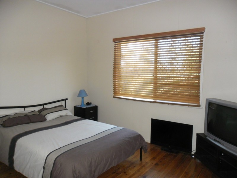 23 Eleanor Street, Miles QLD 4415