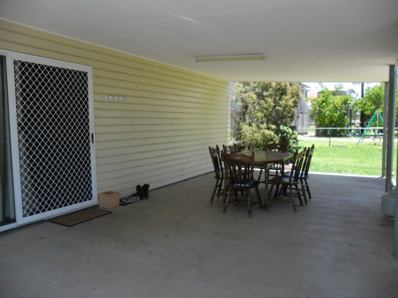 23 Eleanor Street, Miles QLD 4415