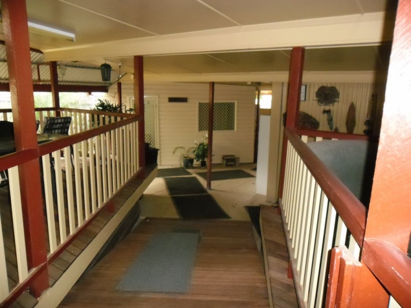 11 Temple Street, Dulacca QLD 4425