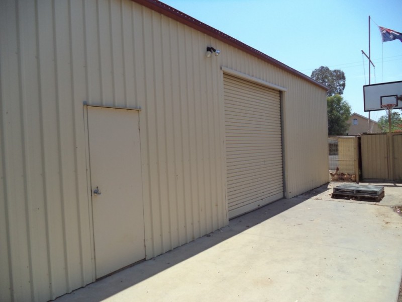 11 Temple Street, Dulacca QLD 4425