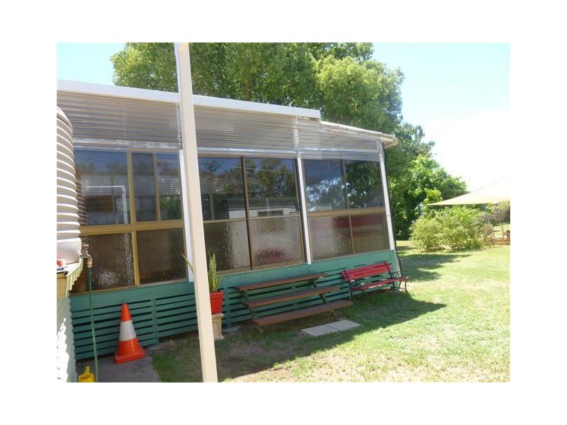 11 Charles Street, St George QLD 4487
