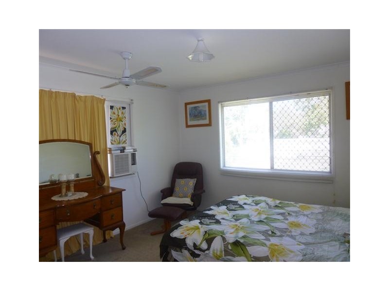 11 Charles Street, St George QLD 4487