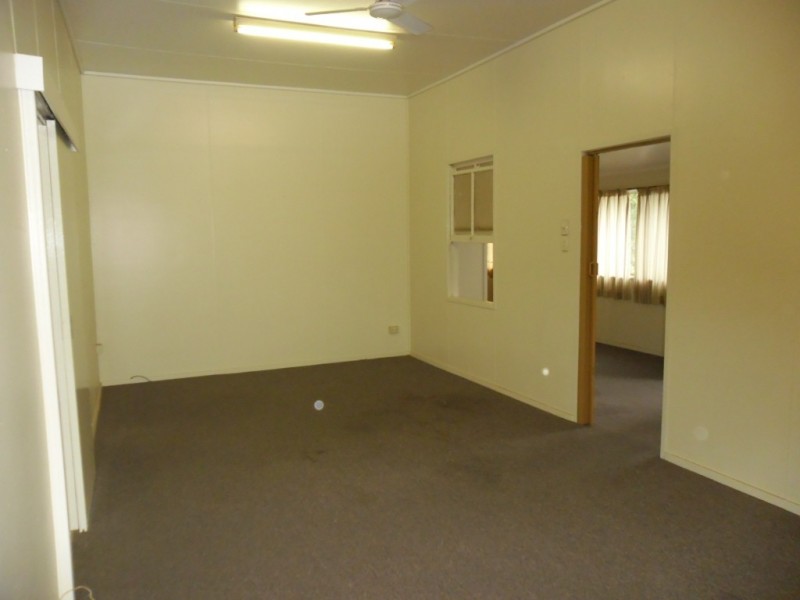 29 WALLEN STREET, Miles QLD 4415