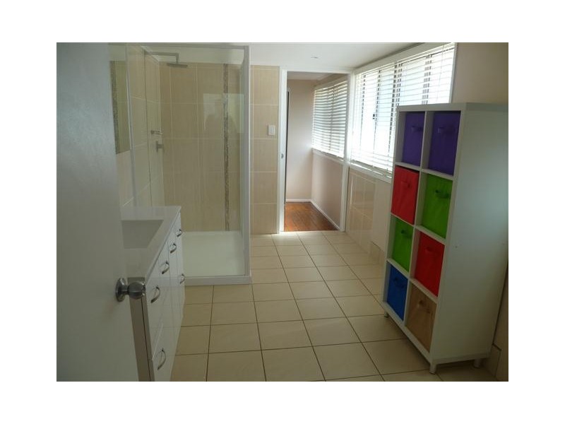 2 GREGORY ST, Roma QLD 4455