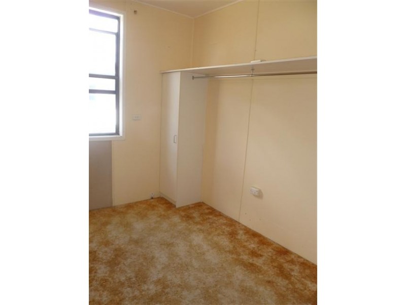 16 HOFFMAN ST, Roma QLD 4455