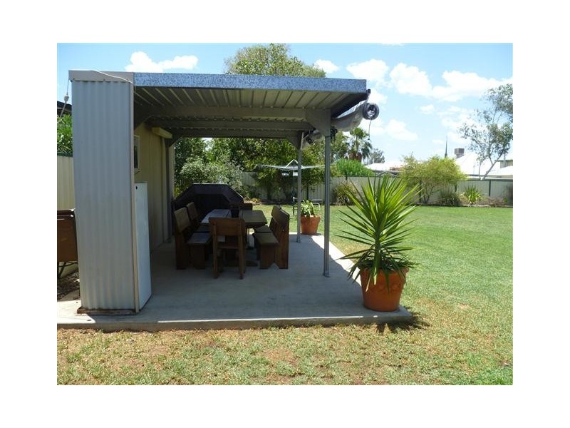 35A BOWEN ST, Roma QLD 4455