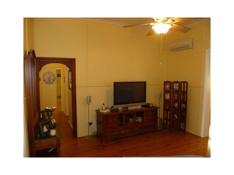 58 CHRYSTAL ST, Roma QLD 4455