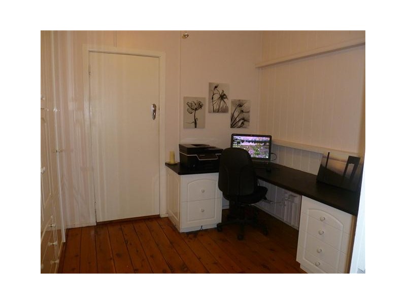 58 CHRYSTAL ST, Roma QLD 4455