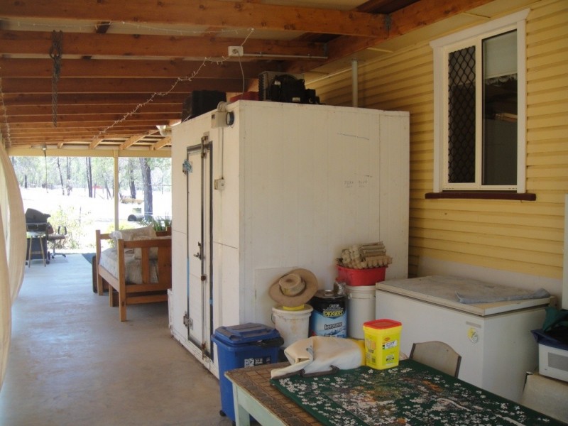 ” Lawn Hill “, Miles QLD 4415