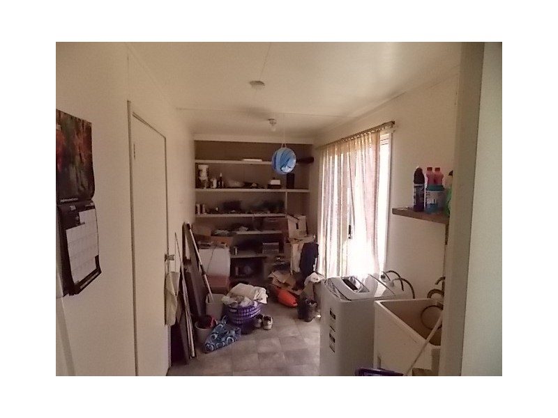 44 EDWARD STREET, Tambo QLD 4478