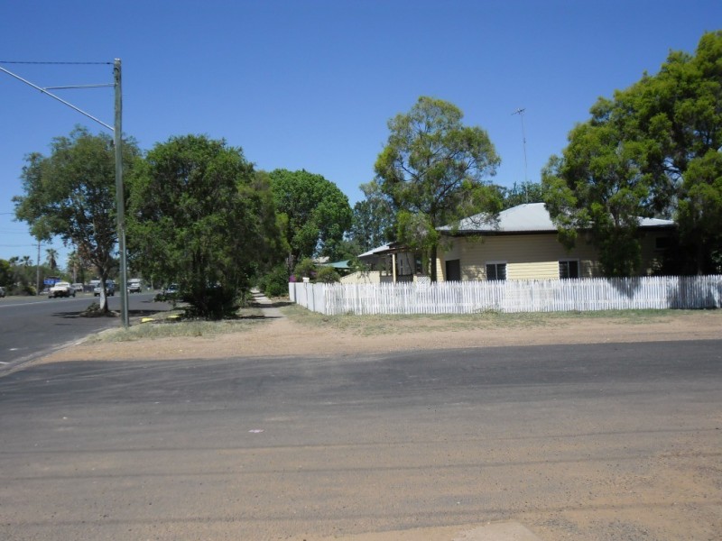 114 MURILLA STREET, Miles QLD 4415