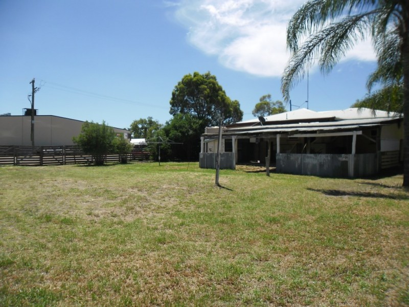 114 MURILLA STREET, Miles QLD 4415