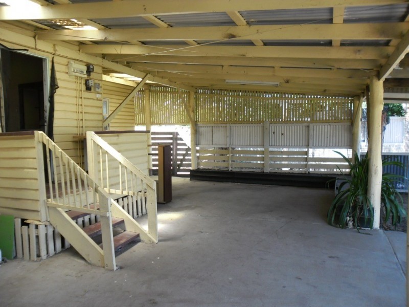 114 MURILLA STREET, Miles QLD 4415