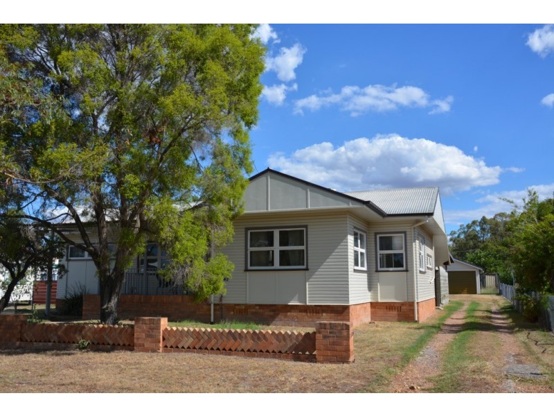 42 ELEANOR STREET, Miles QLD 4415