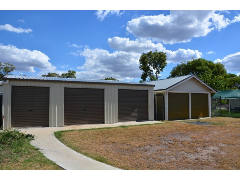 42 ELEANOR STREET, Miles QLD 4415