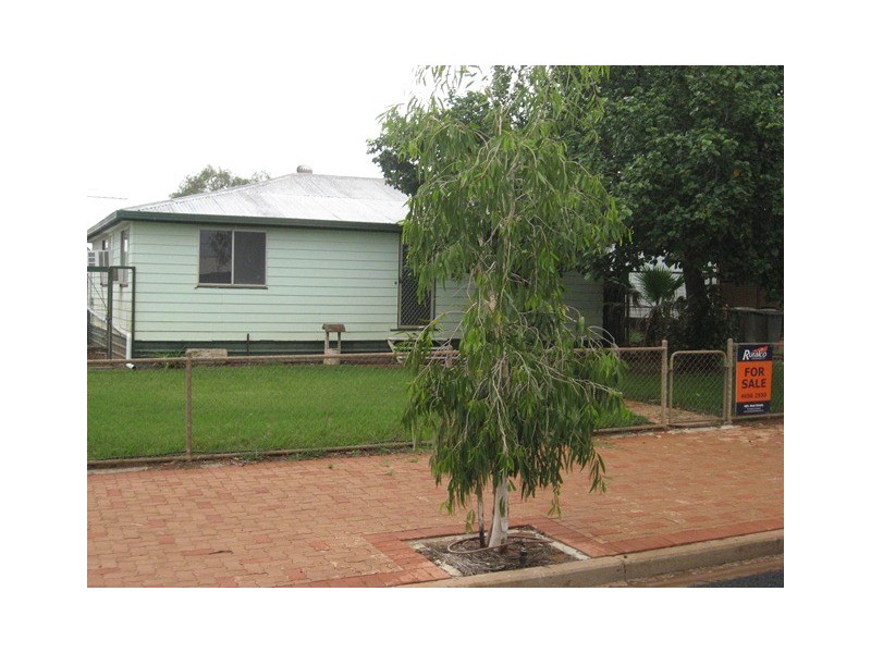 4 BROLGA STREET, Quilpie QLD 4480