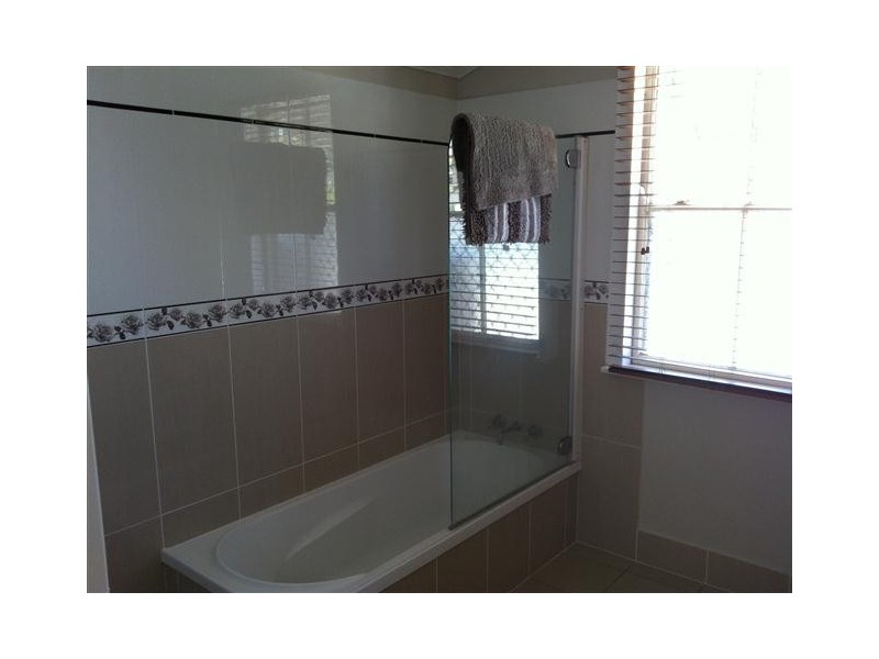 10 Gregory Street, Roma QLD 4455