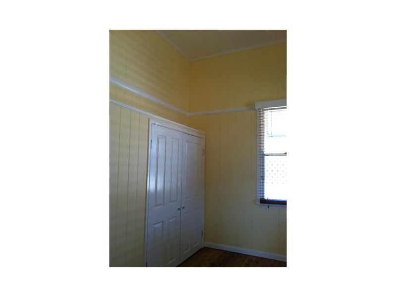 10 Gregory Street, Roma QLD 4455