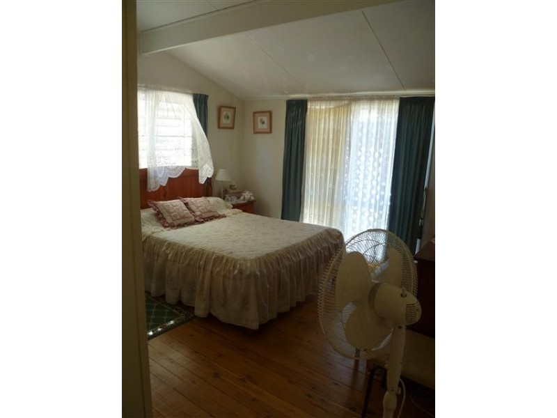 98 Roslyn Drive, Roma QLD 4455